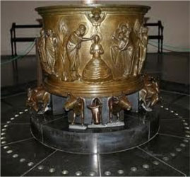 moyen-age-sculpture-fds-baptismaux-st-barthelemy