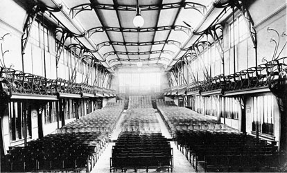 introduction-section-dart-horta-Maison-du-Peuple-interieur