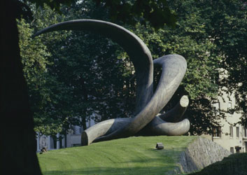 sculpture-apres2eguerre-olivier-strebelle