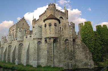 36.moyen-age-chateau-comtes-gent